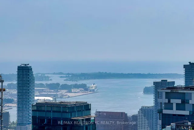 Additional image 26 of 197 Yonge St Unit 5104