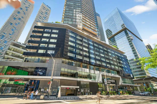 Additional image 17 of 55 Bremner Blvd Unit 3302