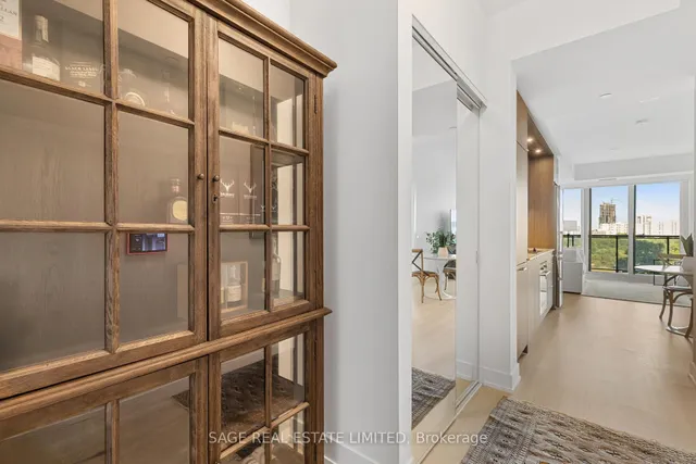 Additional image 4 of 30 Inn On The Park Unit 808