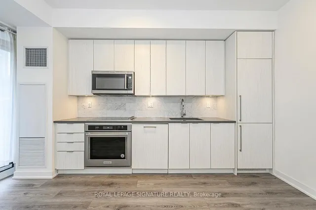 Additional image 18 of 38 Iannuzzi St Unit 611