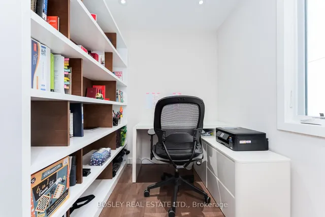 Additional image 22 of 124 Coleridge Ave