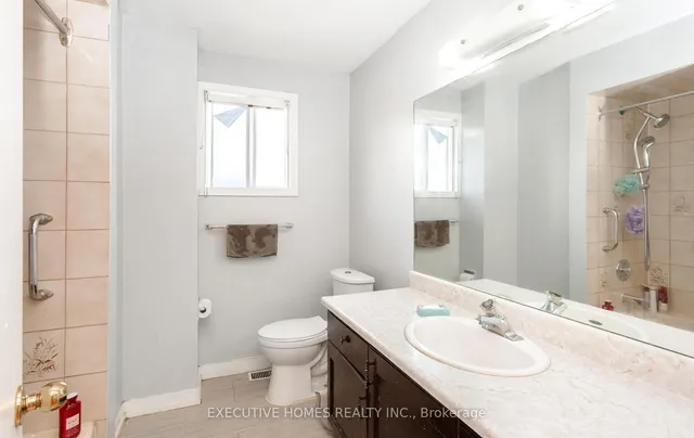 Additional image 27 of 161 Kingsbridge Garden Circ