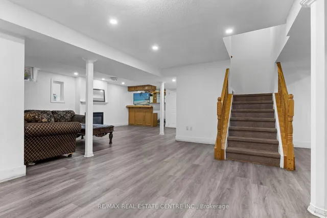 Additional image 36 of 82 Flowertown Ave