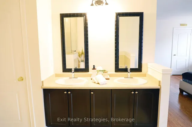 Additional image 24 of 100 Springstead Ave