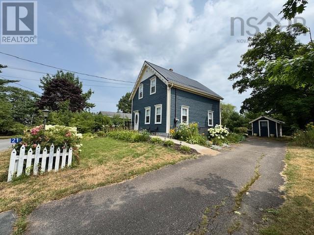 Property image for 21 Asquith Avenue|Stewiacke, Nova Scotia B0N2J0