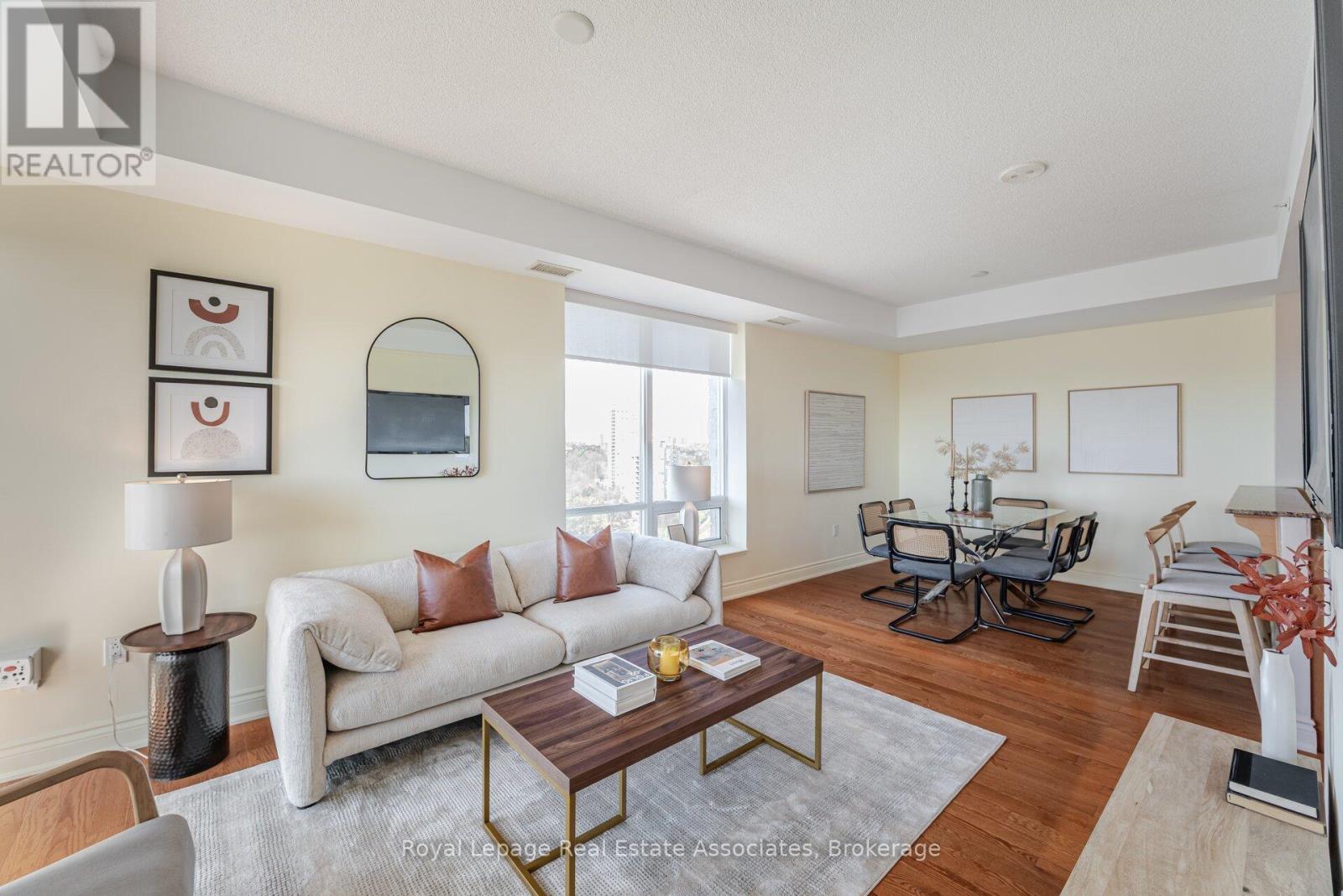 1704 - 1665 THE COLLEGEWAY|Mississauga (Erin Mills), Ontario L5L0A9