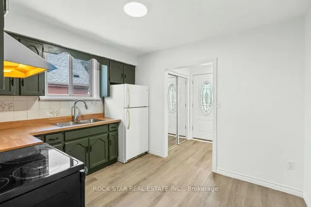 Additional image 5 of 326 East 19th St