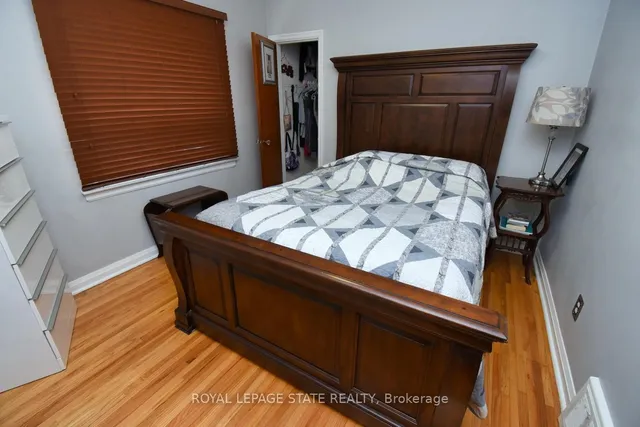Additional image 18 of 152 Glencairn Ave