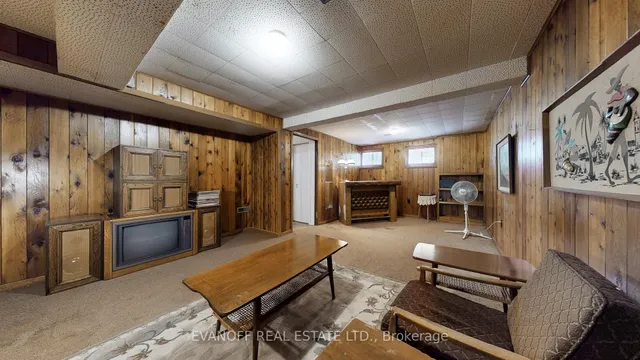 Additional image 32 of 144 Merkley Sq