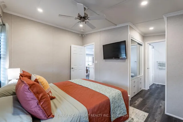 Additional image 31 of 4449 MILBUROUGH Line Unit 8 Poplar