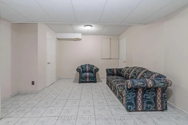 Additional image 34 of 41 Rangeland Rd