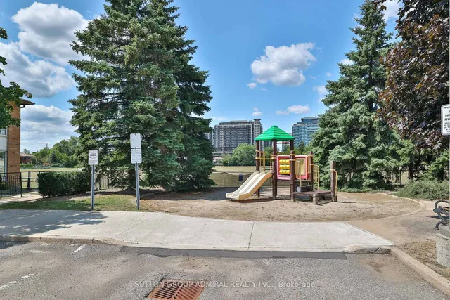 Additional image 4 of 988 Sheppard Ave Unit 10