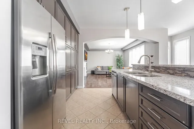 Additional image 11 of 486 Pringle Ave