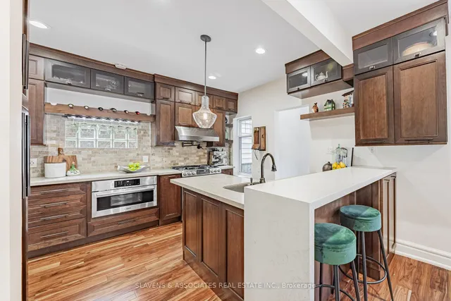 Additional image 12 of 104 Silver Birch Ave