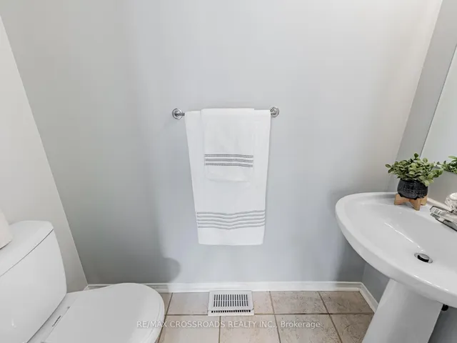 Additional image 15 of 7101 Branigan Gate Unit 29