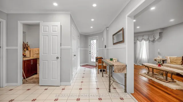 Additional image 7 of 4489 Weymouth Commons Cres