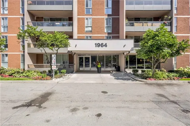 Additional image 2 of 1964 Main St Unit 507