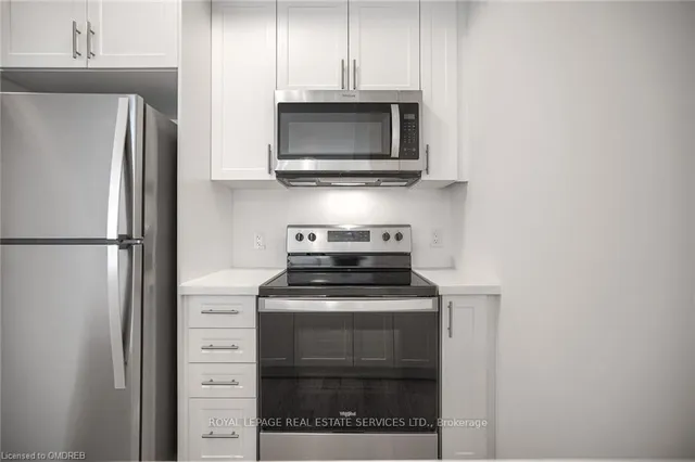 Additional image 9 of 460 Dundas St Unit 901