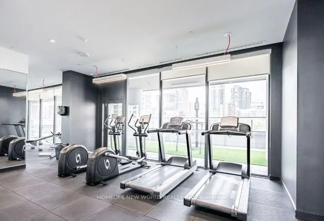 Additional image 29 of 159 Wellesley St Unit 1811