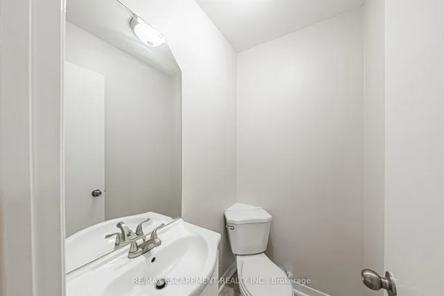 Additional image 13 of 5470 Schueller Cres
