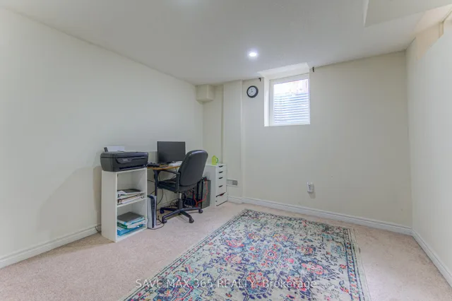 Additional image 40 of 722 Megson Terr