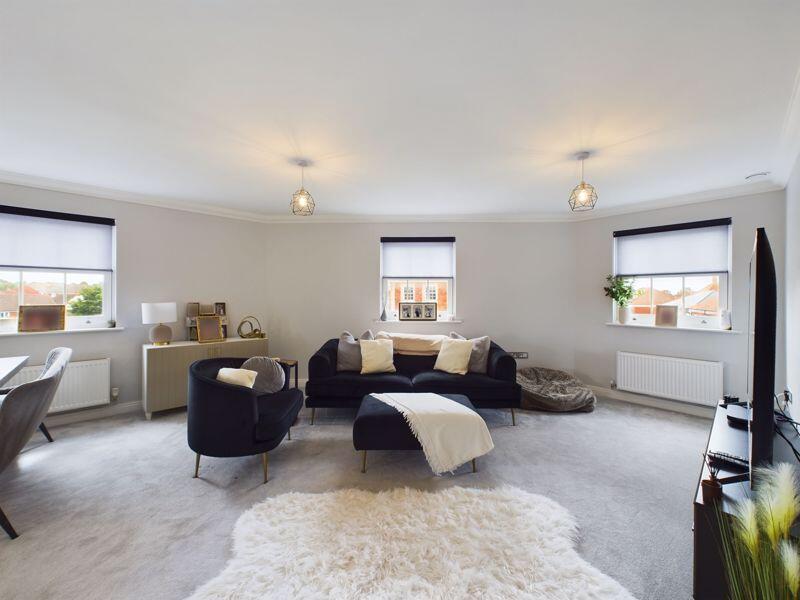 Additional image 4 of 8 Shepherd Court, Brimsmore, Yeovil