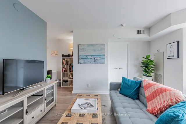 Additional image 9 of 155 Yorkville Ave Unit 1814