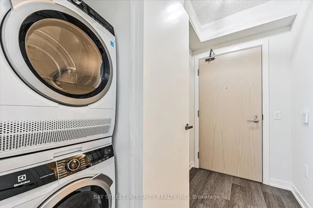 Additional image 20 of 55 Cooper St Unit 4011