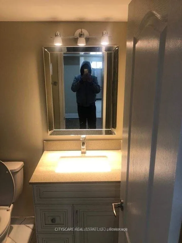 Additional image 35 of 1360 Whitney Terr