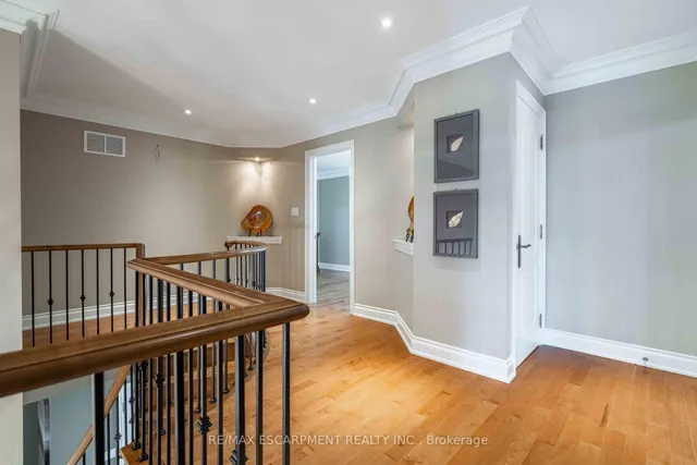 Additional image 24 of 119 Tollgate Dr