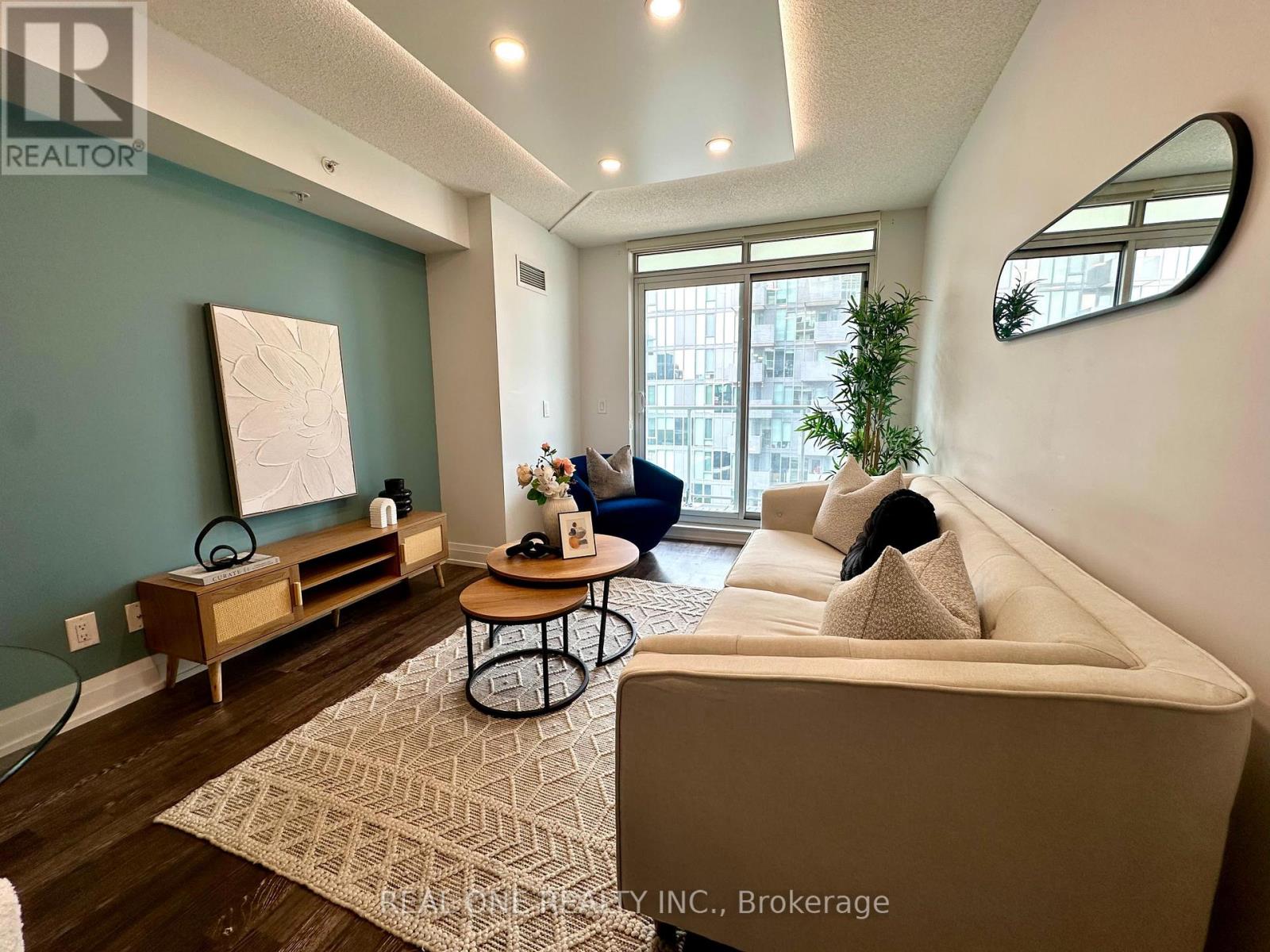 Property image for 904W - 565 WILSON AVENUE|Toronto (Clanton Park), Ontario M3H0C5