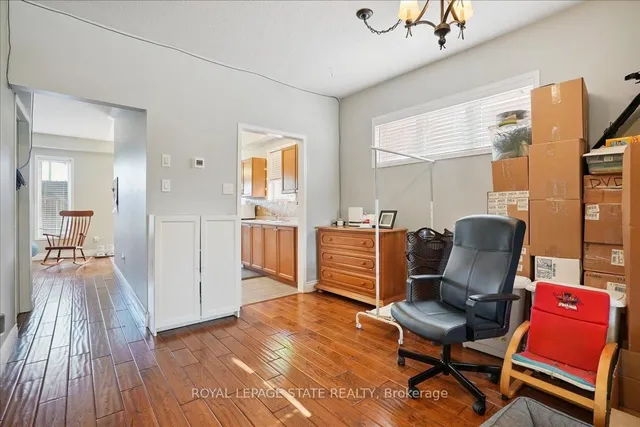 Additional image 7 of 70 Moore Cres