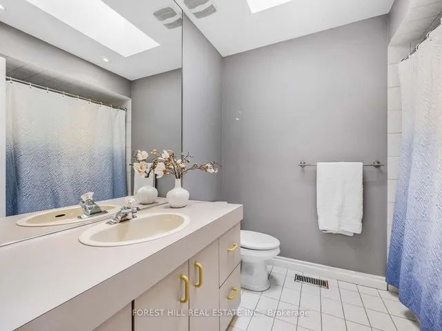 Additional image 30 of 481 Cranbrooke Ave