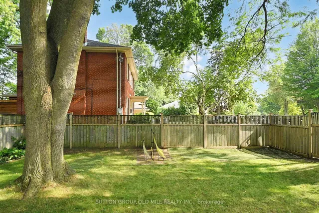Additional image 32 of 83 Allanbrooke Dr