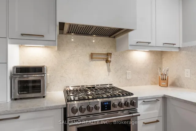 Additional image 18 of 54 East Crest