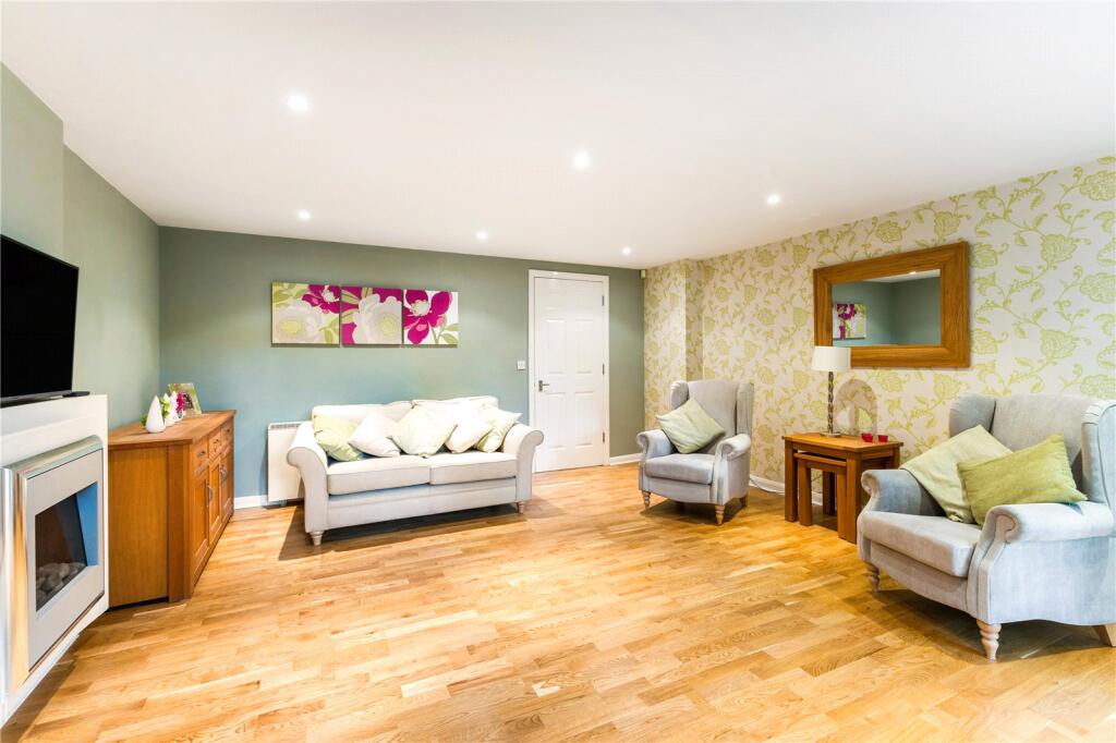 Additional image 17 of Roundwood Lane, Harpenden, Hertfordshire, AL5