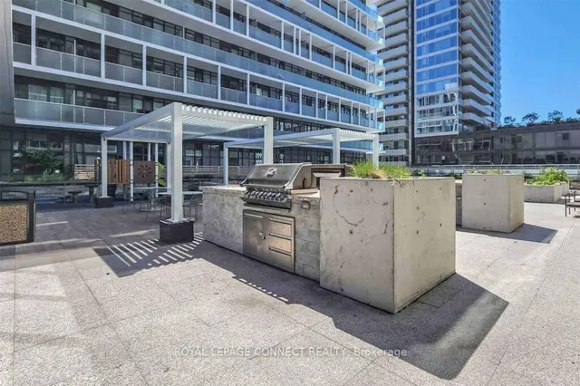 Additional image 17 of 225 SUMACH St Unit 2005