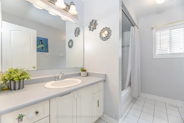 Additional image 42 of 53 Wild Indigo Cres