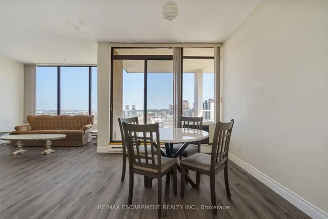 Additional image 19 of 75 Queen St Unit 2203