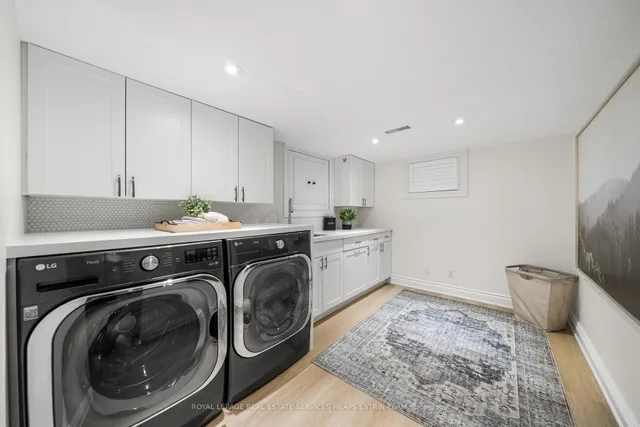 Additional image 31 of 43 Randolph Rd