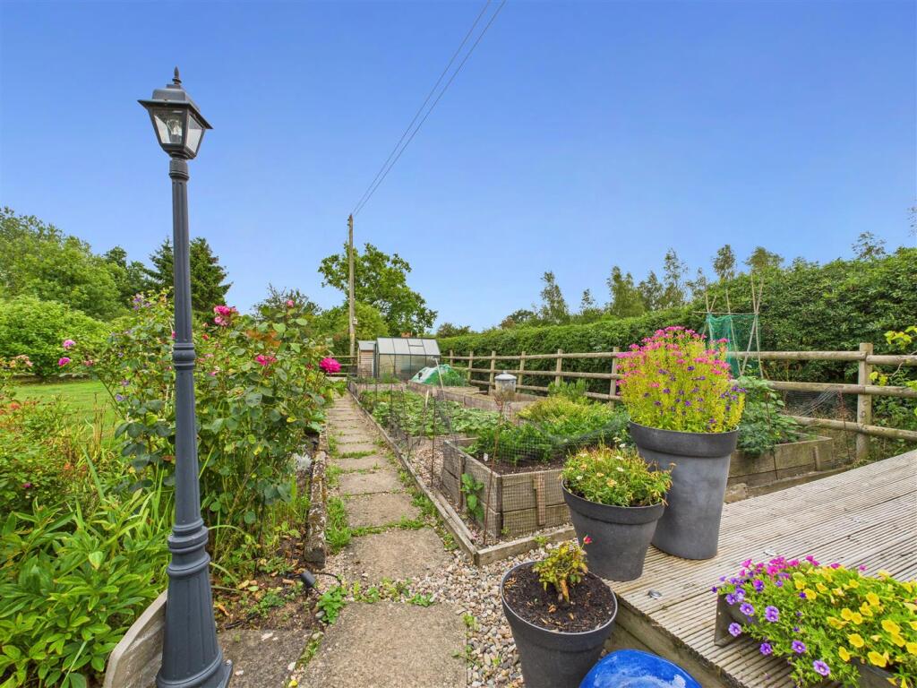 Additional image 28 of Spernal Lane, Great Alne, Alcester