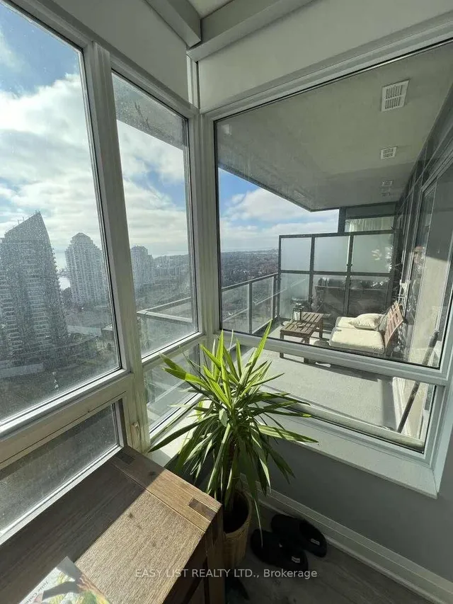 Additional image 11 of 36 Park Lawn Rd Unit 2401