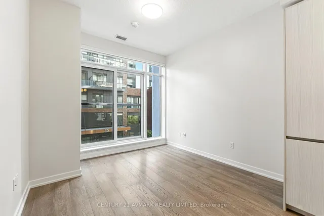 Additional image 19 of 34 TUBMAN Ave Unit 305