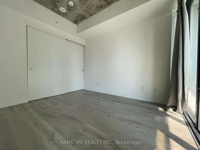 Additional image 9 of 161 Roehampton Ave Unit 1109