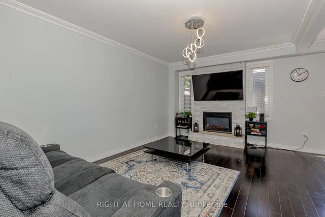 Additional image 12 of 17 Garden Ave