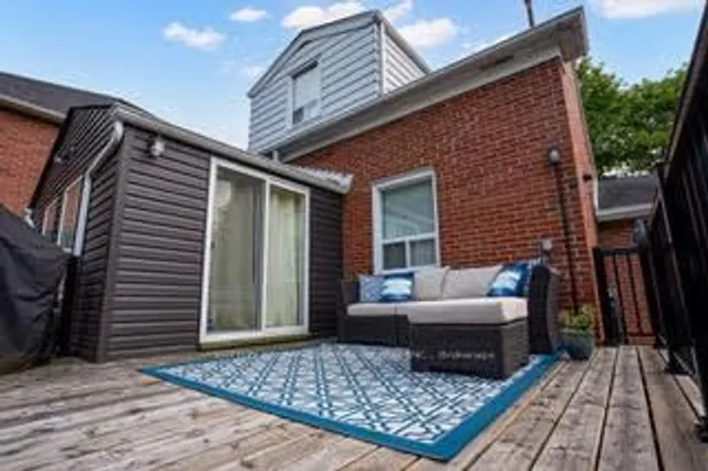 Additional image 43 of 103 Neilson Dr