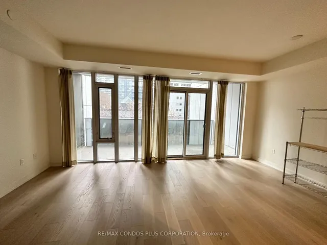 Additional image 2 of 330 Richmond St Unit 518