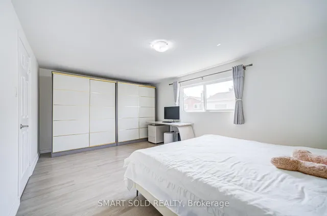 Additional image 37 of 81 Rakewood Cres