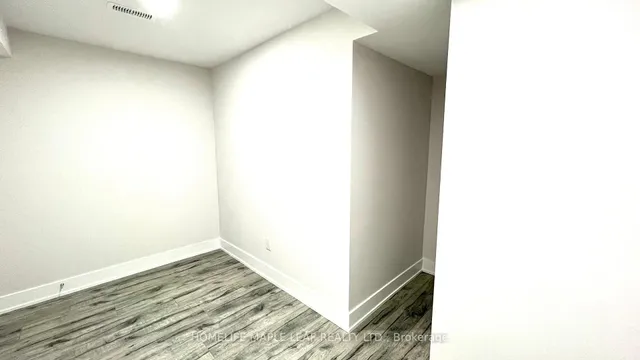 Additional image 35 of 22 Allangrove Dr