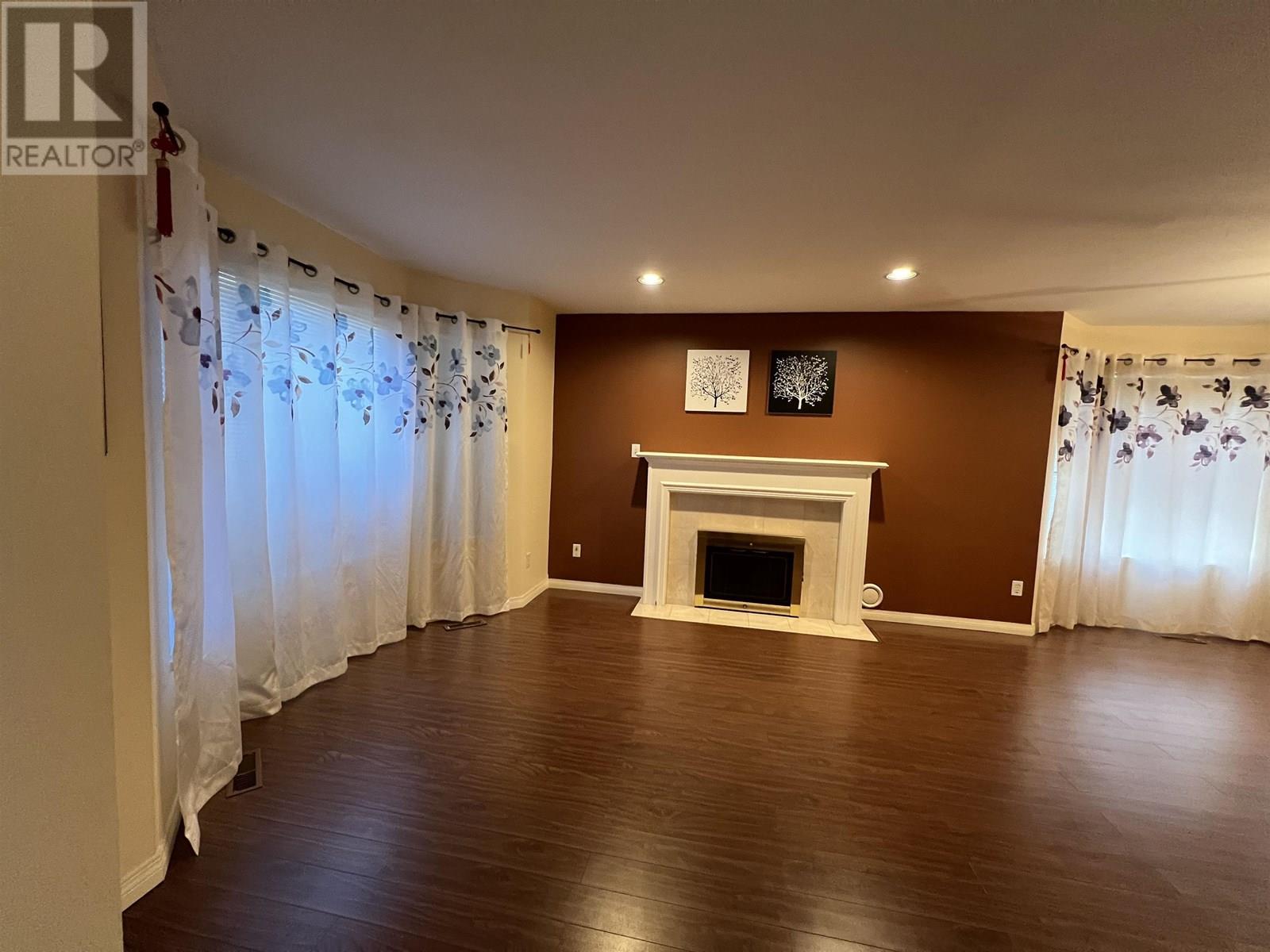 4 8031 GENERAL CURRIE ROAD|Richmond, British Columbia V6Y1L9